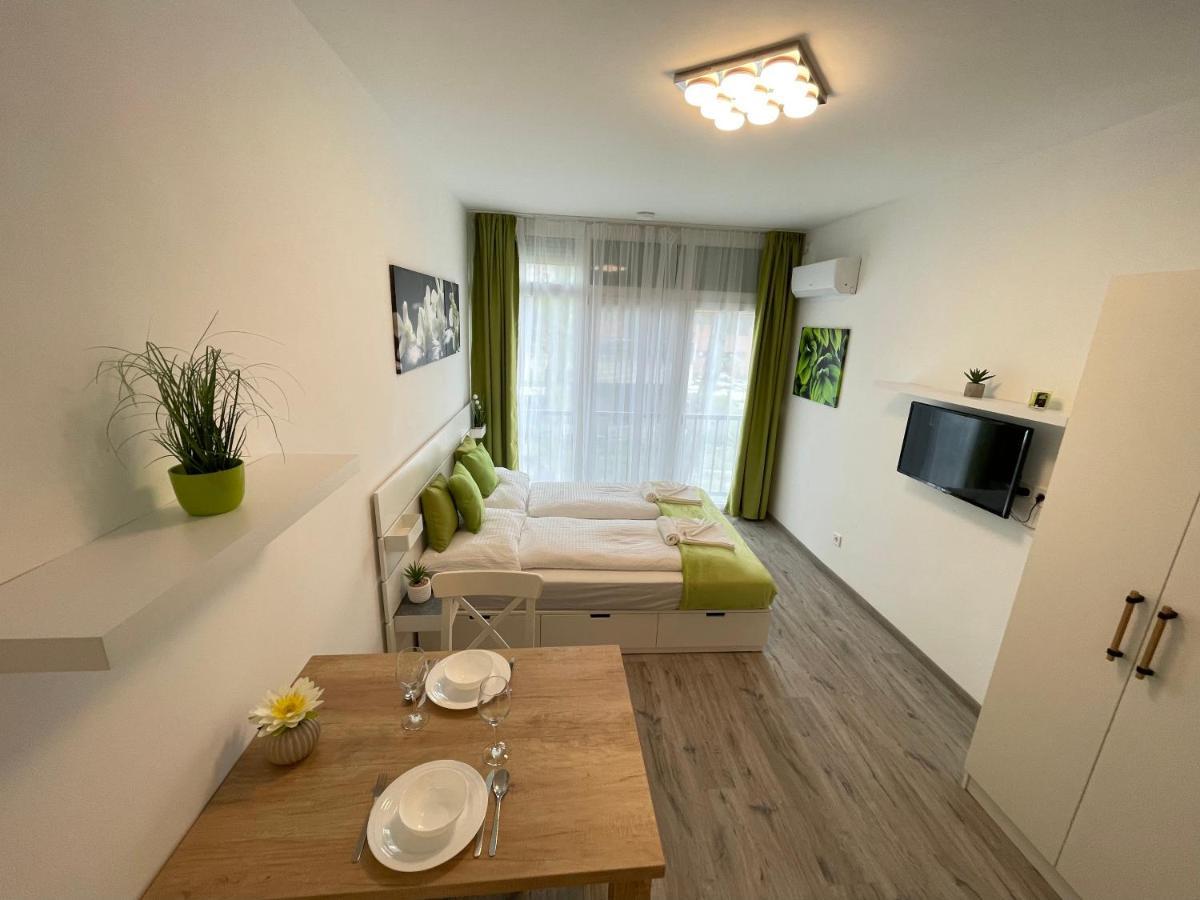 Siesta Apartman Balatonbereny Bagian luar foto