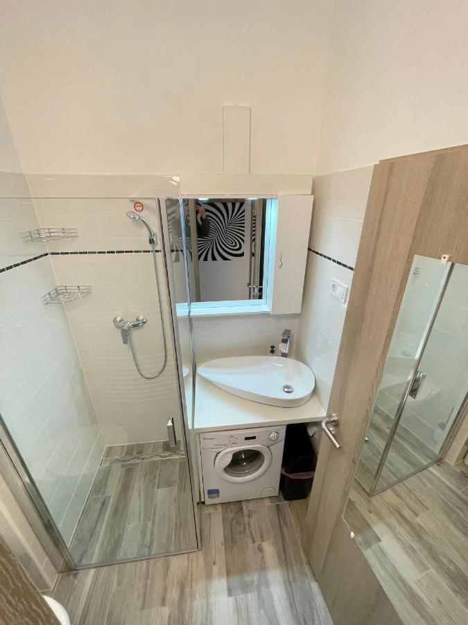 Siesta Apartman Balatonbereny Bagian luar foto